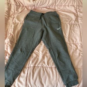 Nike joggers